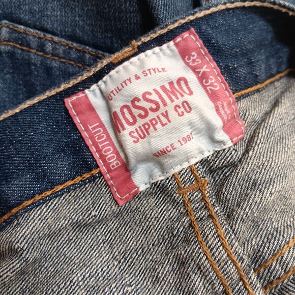 Mossimo Mens Bootcut Jeans Size 33x32 Distressed Denim - Picture 8 of 8